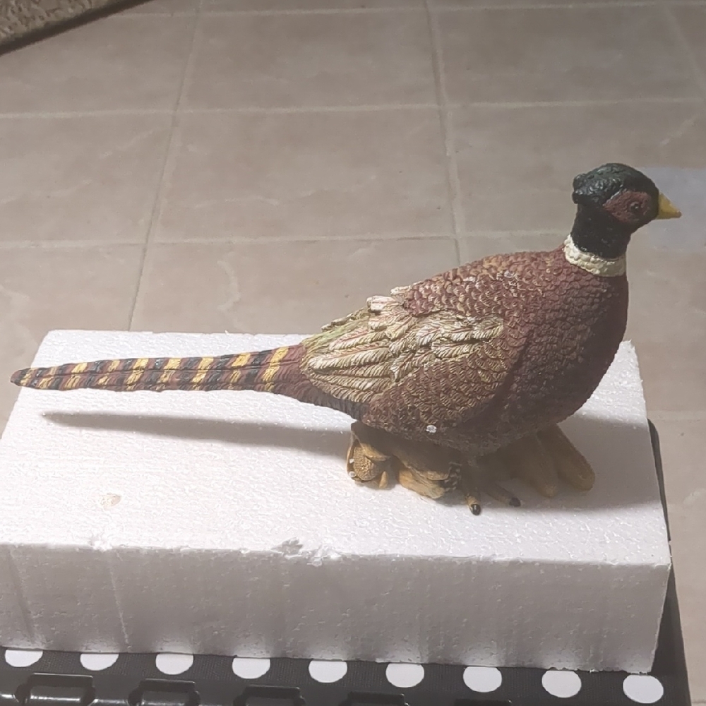 Decorative Pheasant Figurine (Ceramic) 9×5.  THIS IS A SET OF TWO. SAME DESIGN.